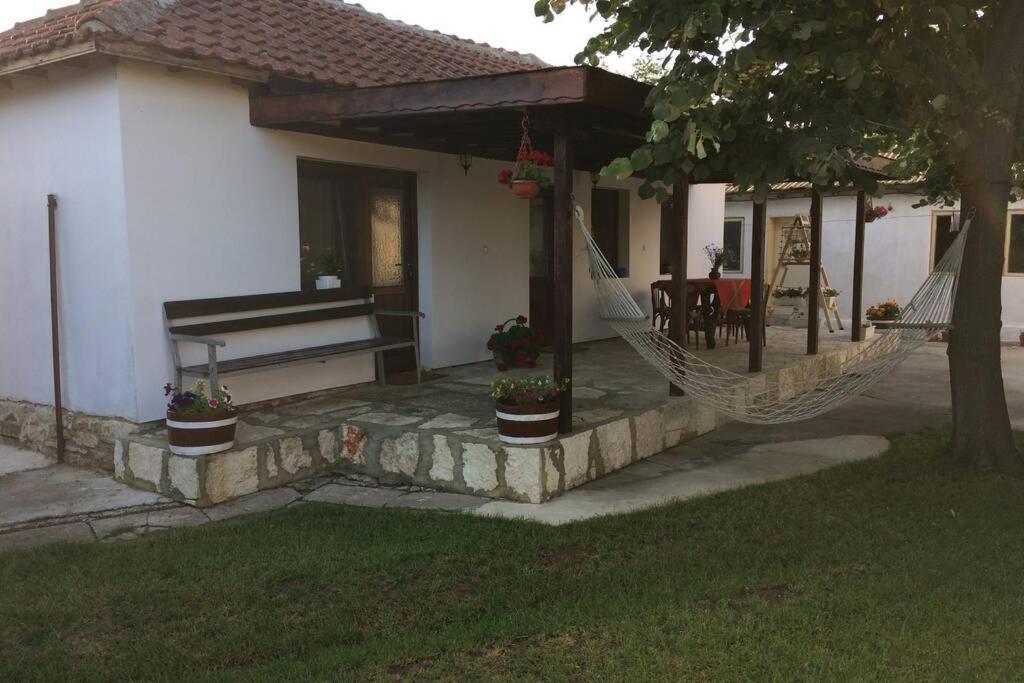 Guest House Kostadinovi Bŭlgarevo Exteriér fotografie
