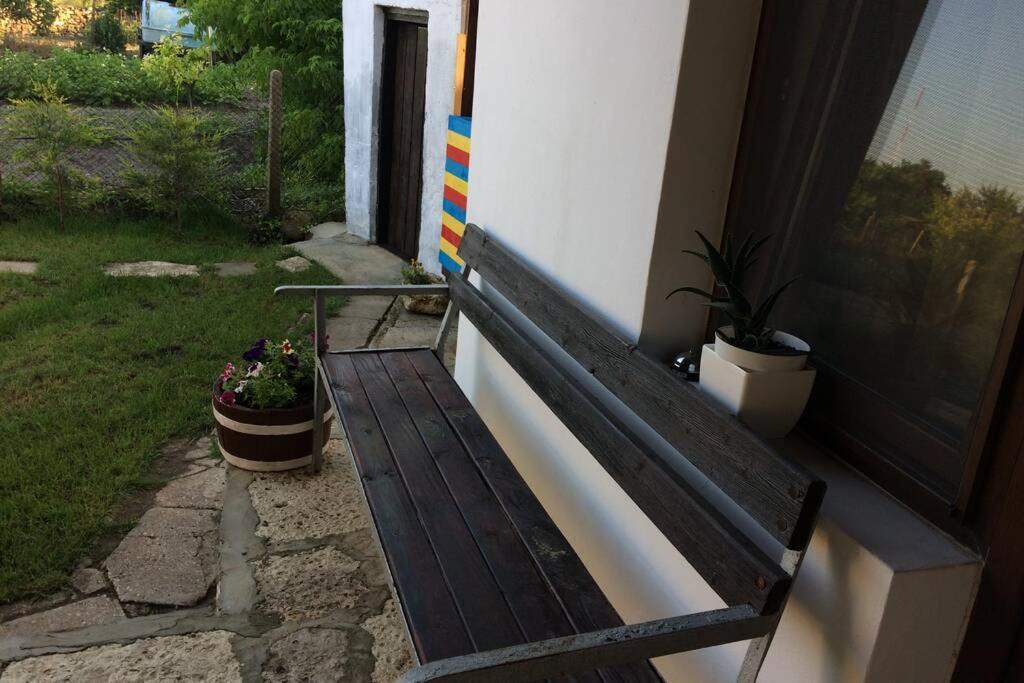Guest House Kostadinovi Bŭlgarevo Exteriér fotografie